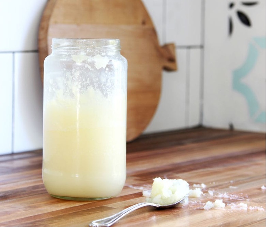 40 Wildly Different Uses for Coconut Oil