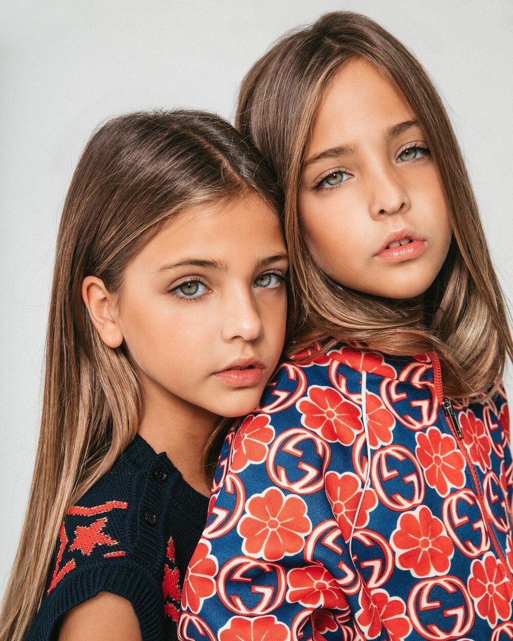 "Most Beautiful Twins" In The World, Birth to 2022 Family and Pets