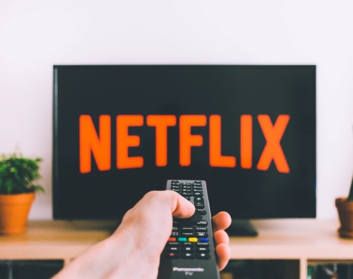 Netflix keeps releasing great content a series at a time. Find out about the most interesting shows of 2021 to watch on Netflix right now.