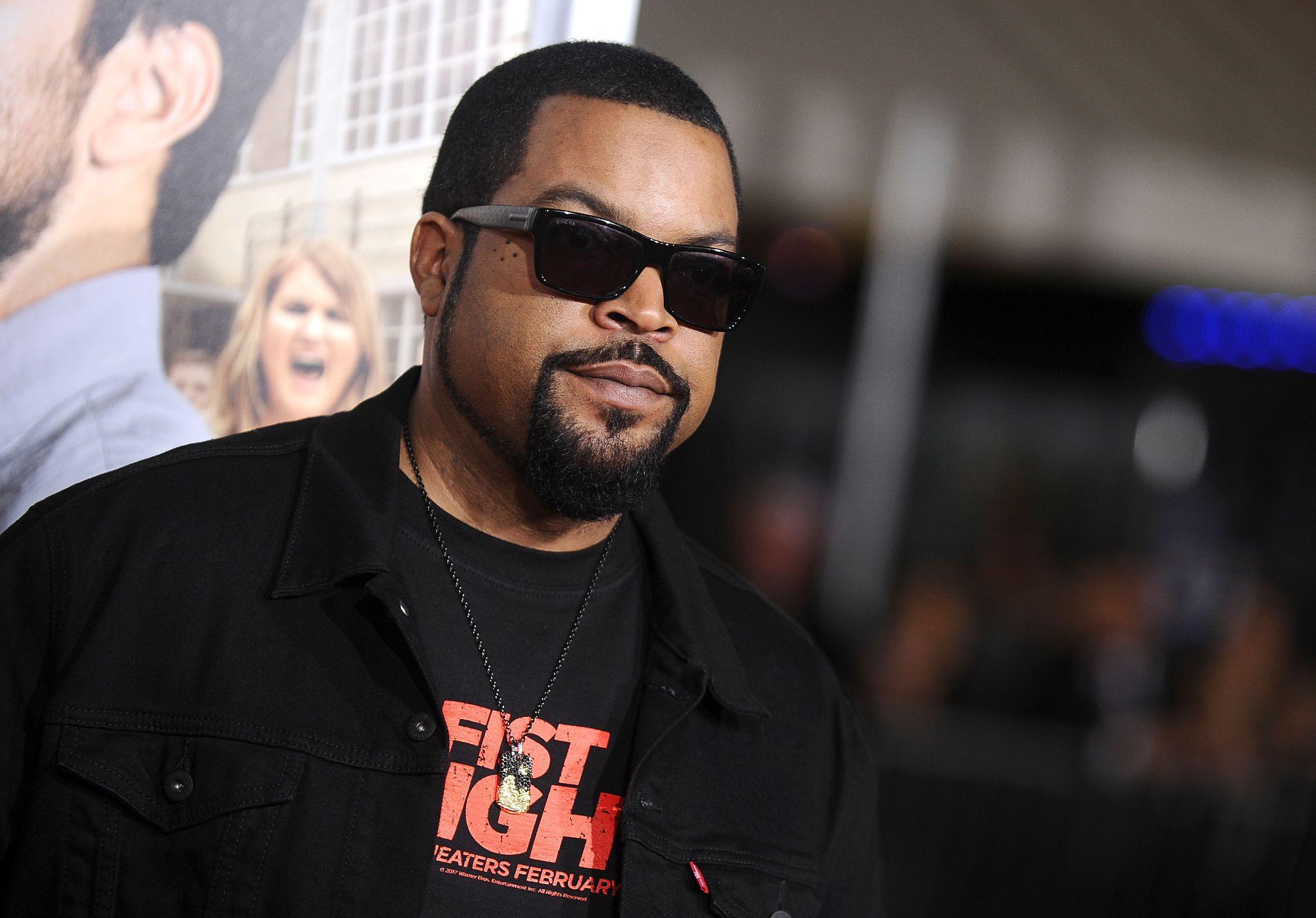 Ice Cube Tells Tucker Carlson He Was Banned From ‘The View’ for His ...