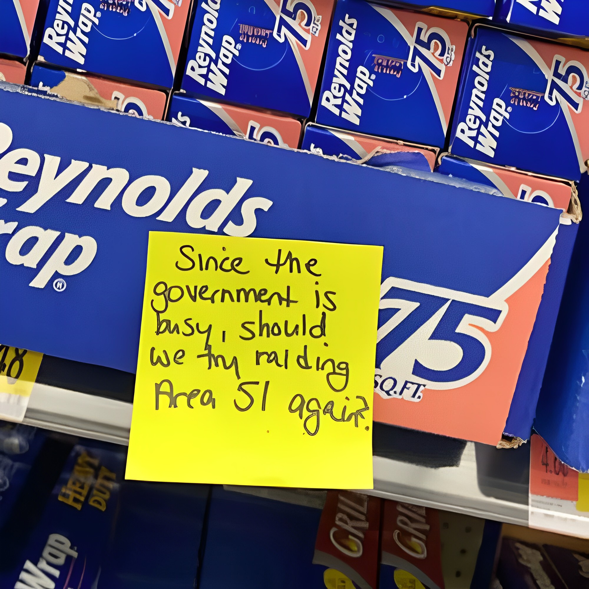 funny-notes-this-woman-places-sticky-notes-all-over-walmart-to-make